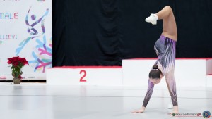 giusto giulia maria sfe02575 simone ferraro ph